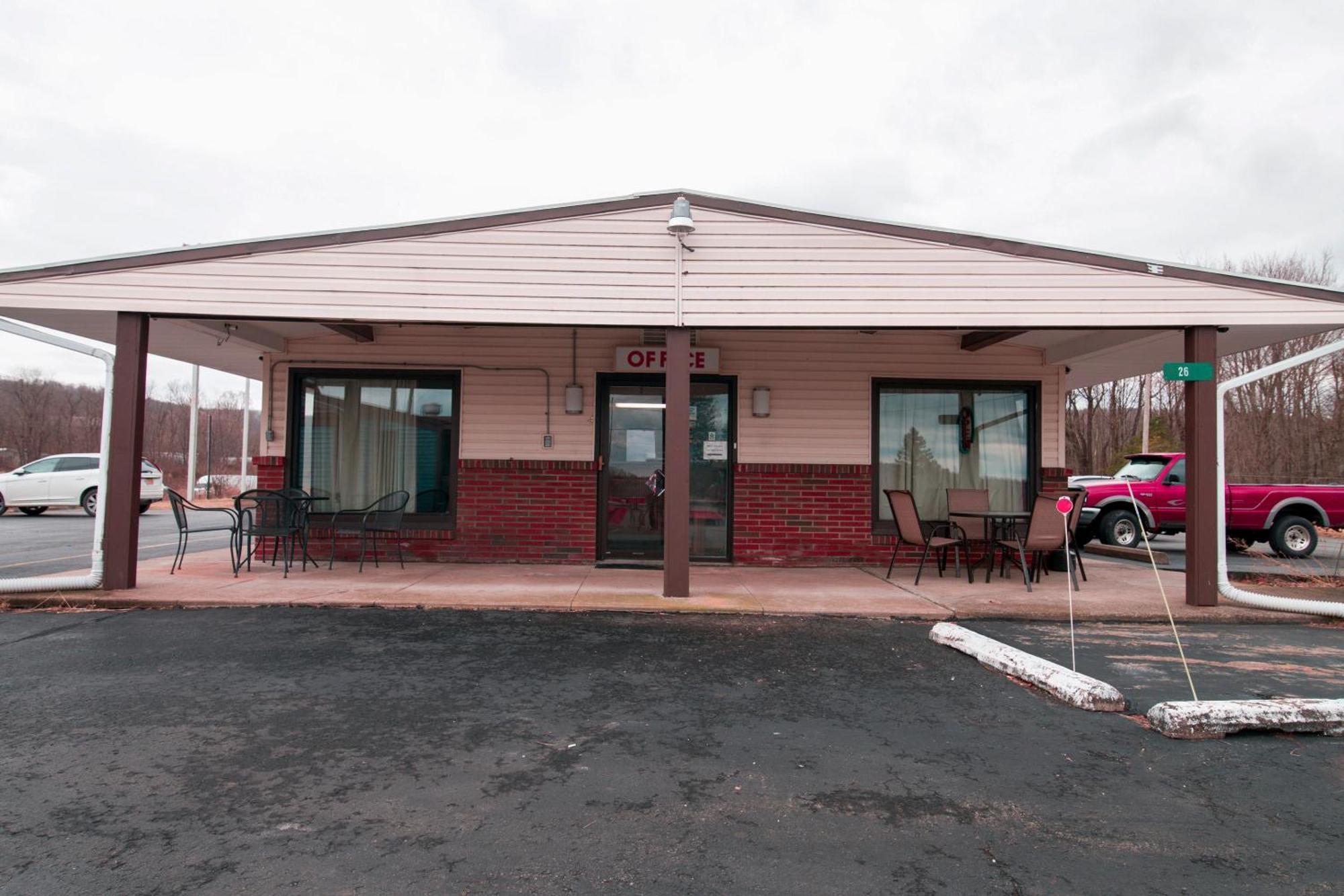 Oyo Hotel Dalton Pa I-81 Craig Exteriér fotografie